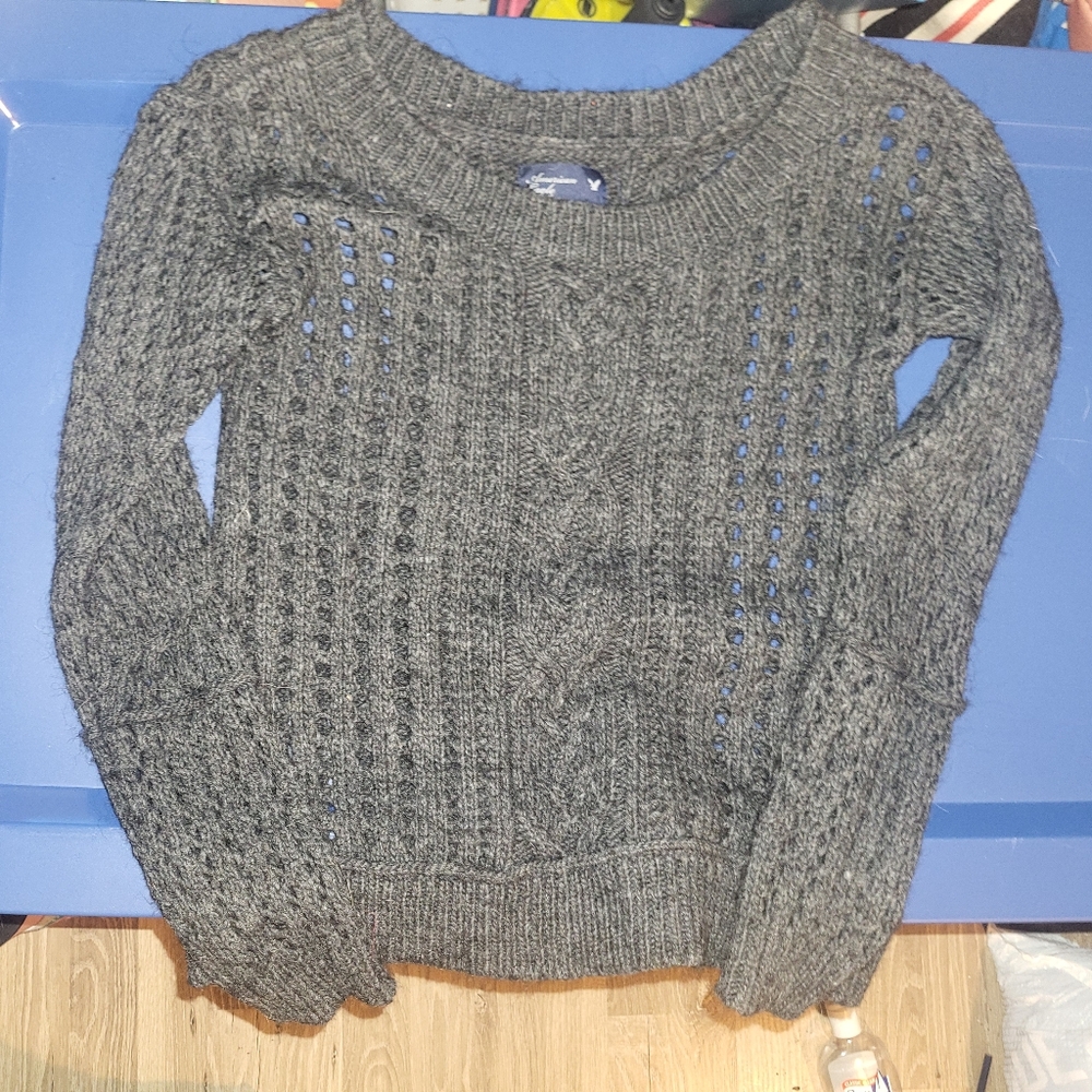 American Eagle Sweater